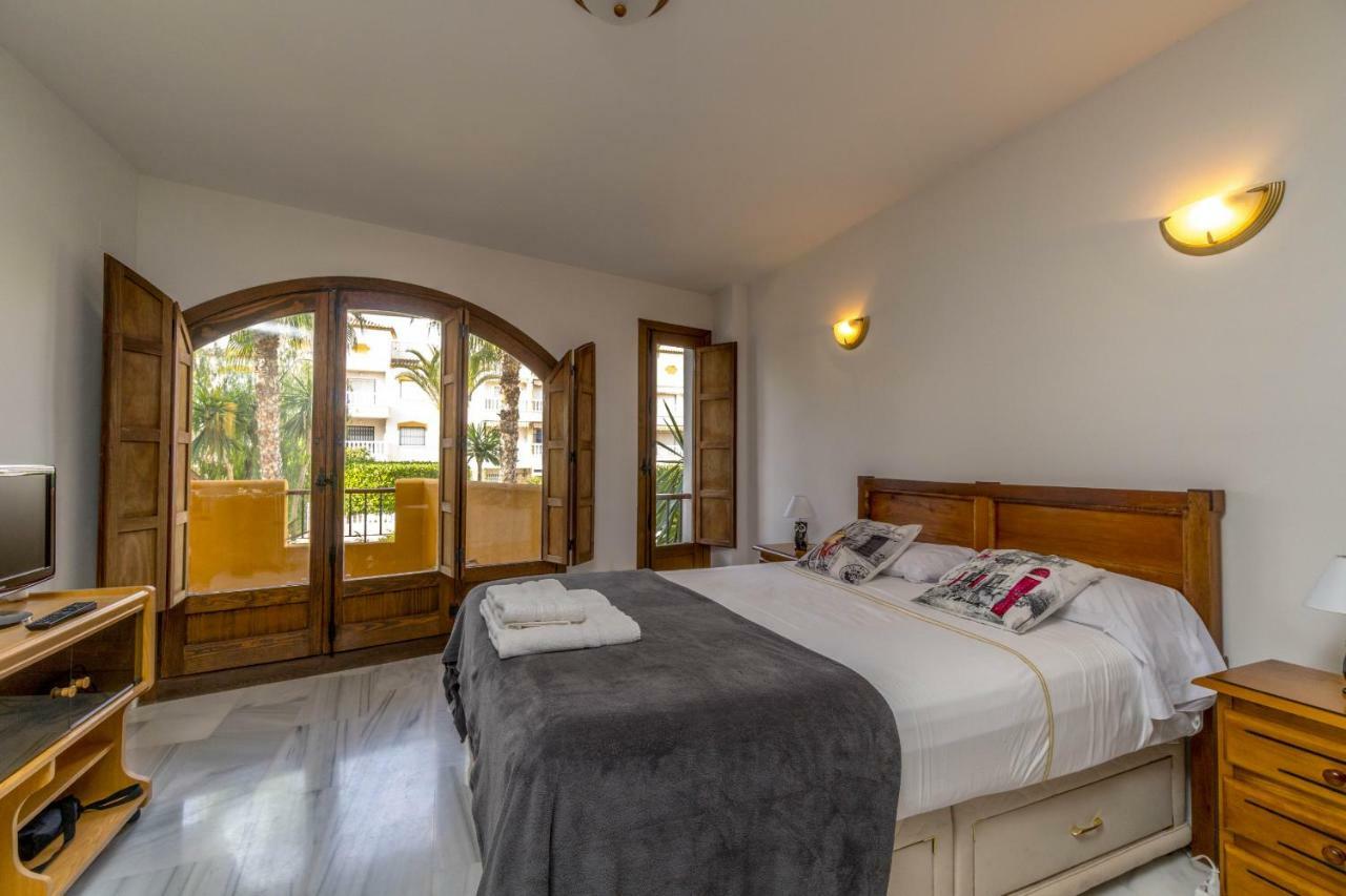 Apartmento Carla Punta Prima * Torrevieja